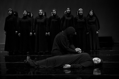 thearabianartjunkie: UNHCR News Story: Life imitates art: Syrian refugees stage Greek tragedy in Jor