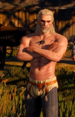 amayanocturna:An appreciation post of a shirtless