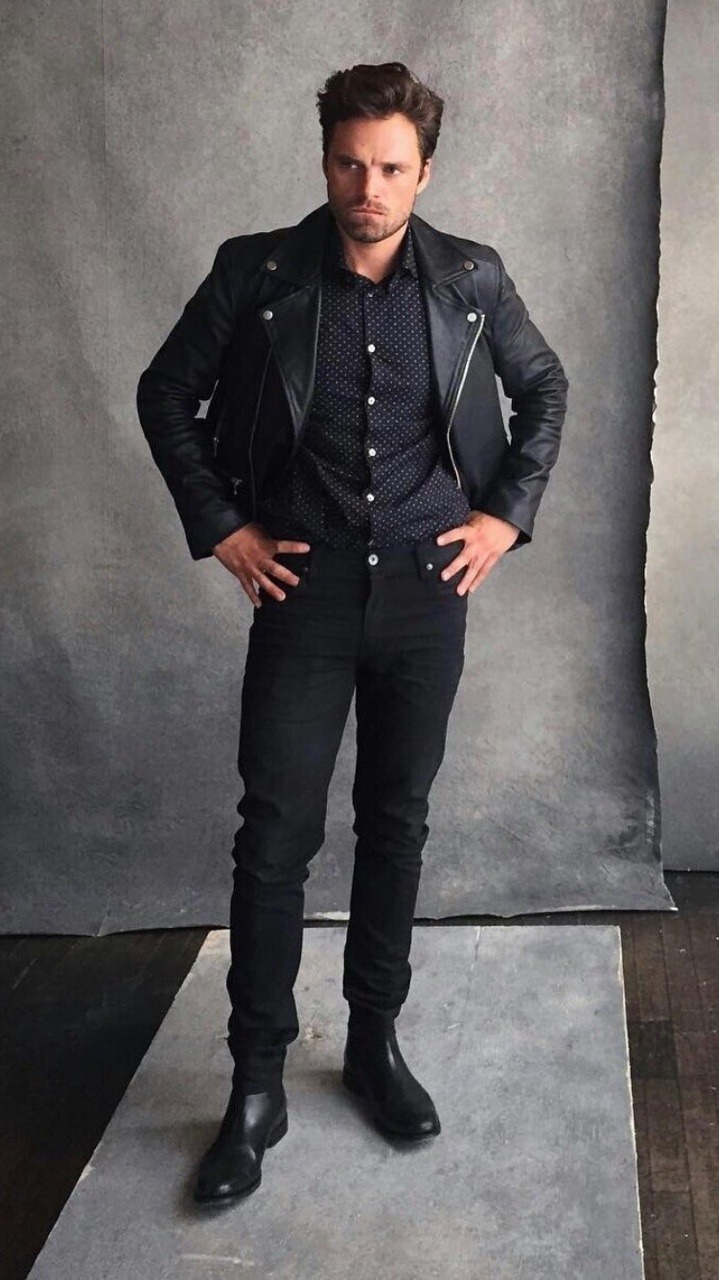 spideyjlaw:  not to be dramatic or anything but this is his best look ever
