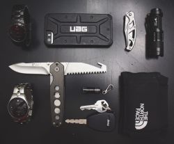 military-life:    URBAN ARMOR GEAR Case for iPhone 6  