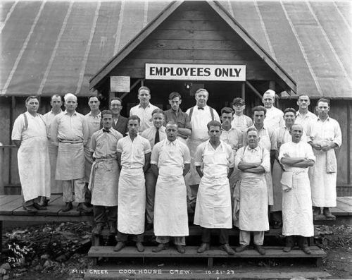 Cookhouse crew, Mill Creek, 1927
