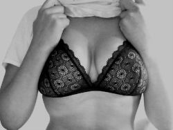 littlexprincessxo:  new bra (=^･^=)