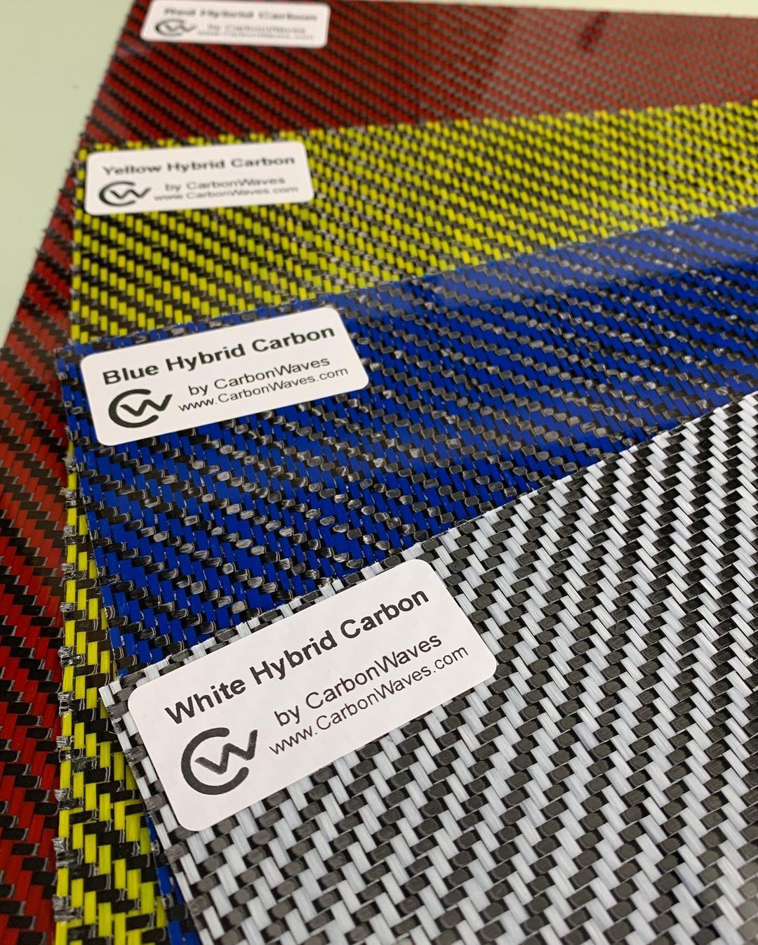 Some awesome Hybrid Carbon Fiber plates on there way to @alexanderswieczkowski to be made into some knife handles 🔪🗡 🔴🟡🔵⚪️⚫️ #CarbonWaves #HybridCarbon #knifemaking #knifescales #knifescalesforsale #coloredCarbon #knifemaker #carbonfibre #RealCarbon...