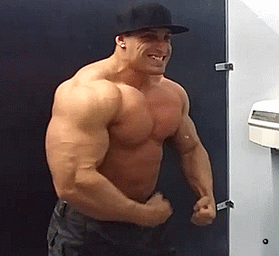 biglars21:  jaxman52077:  needsize:  Thick Canadian Dude. Awesome guy.Joey Pyontka