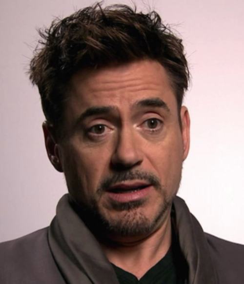 rdj-obsession:  God, he’s just so beautiful, I love his face so much. 