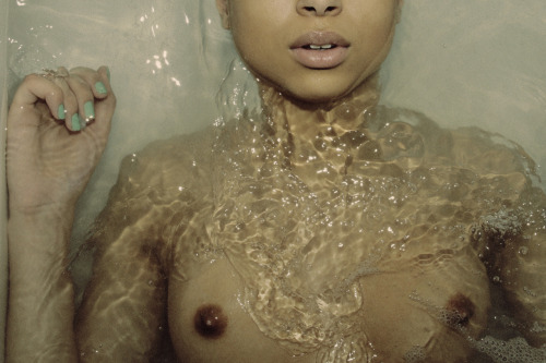 ilovewomenido:  Photo Credit: The Talented Brandon Jordan his Tumblr  Listen to “Flashing Lights” x pre order “No Introduction” now   [October 1st]  Expensive Chanel Sunglasses at 21-Shades.com