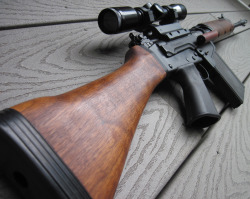 Tristikov:  Some Sweet Fal Recoil Pad, And Some Very Nice Wood Furniture. I Would