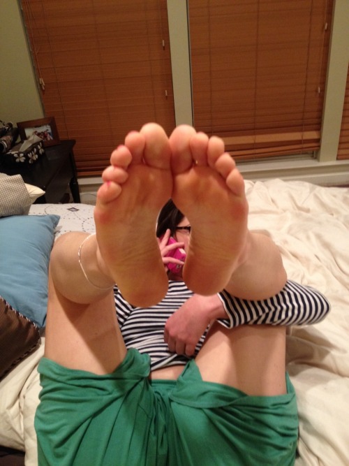 hotwife feet