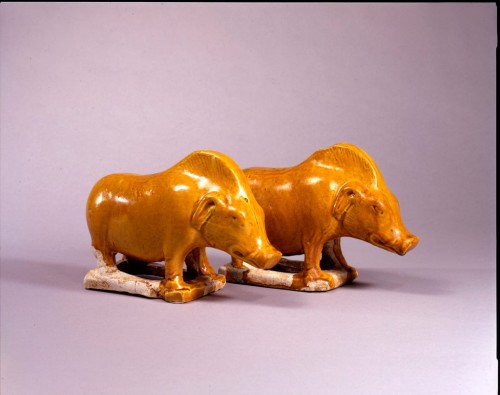 shewhoworshipscarlin: Funerary sculpture of two standing boars, 700-750, China.