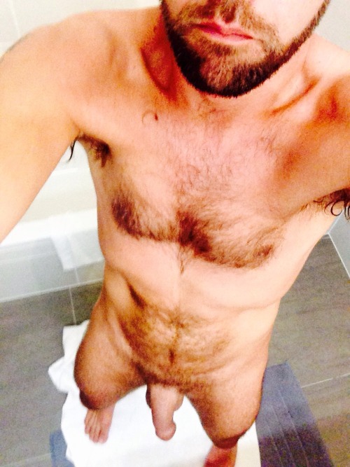 guysamateurcrap:  Follower submission Follow me on: www.guysamateurcrap.tumblr.com and feel free to reblog from the Archive.