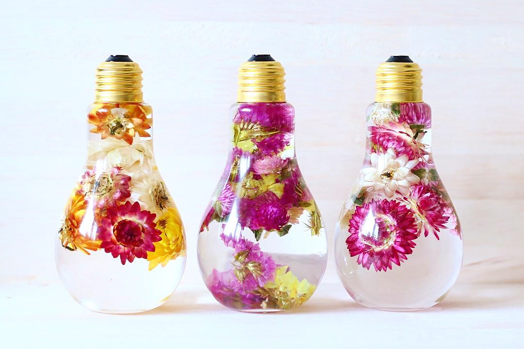 Garden in a Bottle | by flowerium_products - SAPERE AUDE