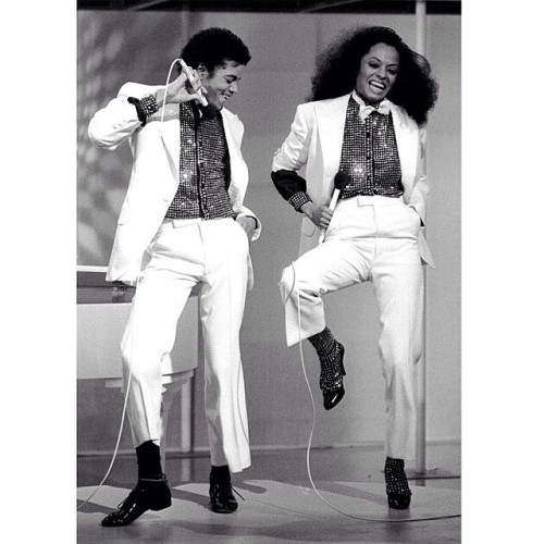 #michaeljackson 08.29 #icon #blackandwhite ❤️