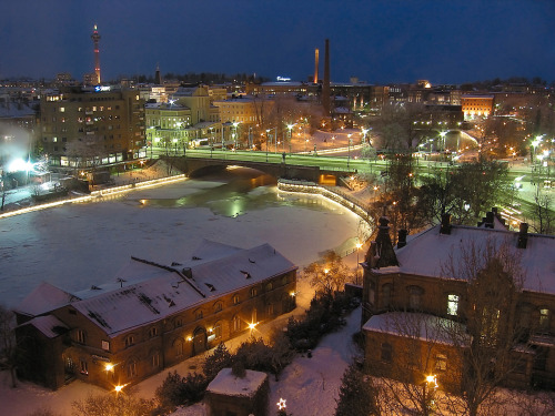 torillatavataan:useless-finlandfacts:  Series of Finnish cities: Tampere   Swedish name Tammerfors  