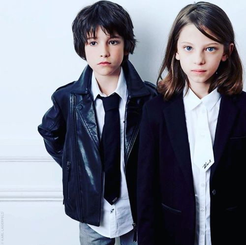 Karl Lagerfeld has premiered his new ready-to-wear SS16 kids collection on melijoe.com. Pre-order pi