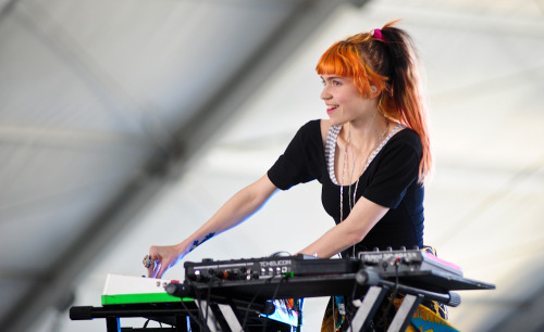 2candles1wish:  Grimes at Coachella