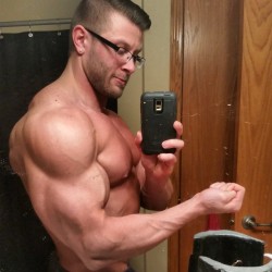 whitepapermuscle:  Brock Cunico 