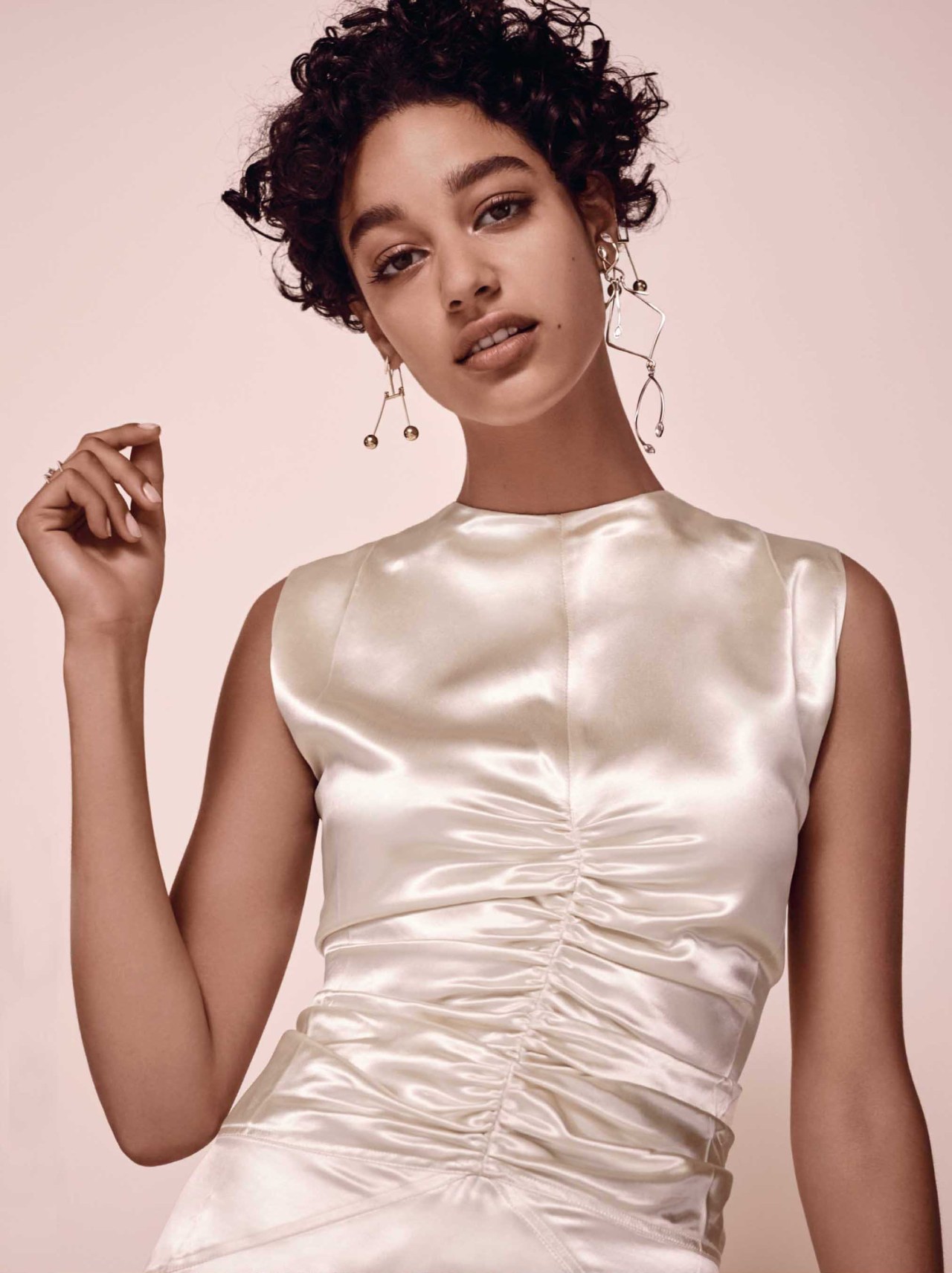 jayseanfanclub:  “coming on strong” damaris goddrie for vogue uk september 2016