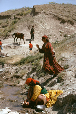 kreativekopf:Eastern Kurdistan, 1976. Bruno Barbey