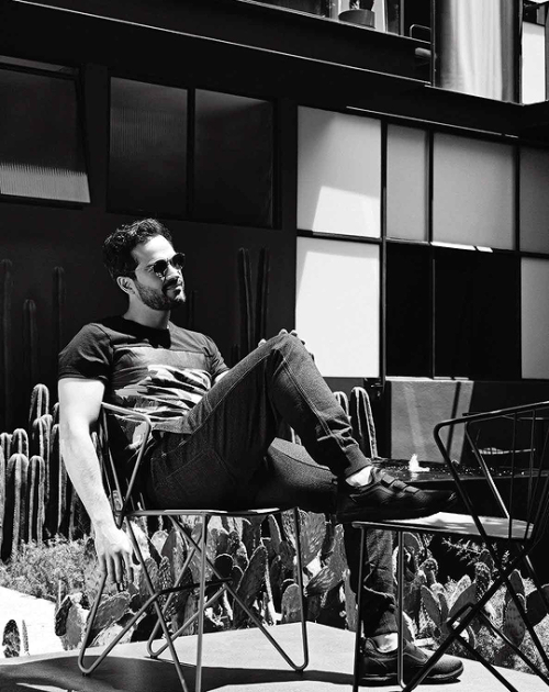 alfonsoherrera:Alfonso Herrera for InStyle México (May 2017) © Gérman Najera