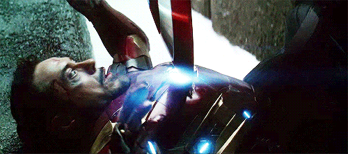 redstainedledger:  That moment Steve literally and metaphorically broke Tony’s