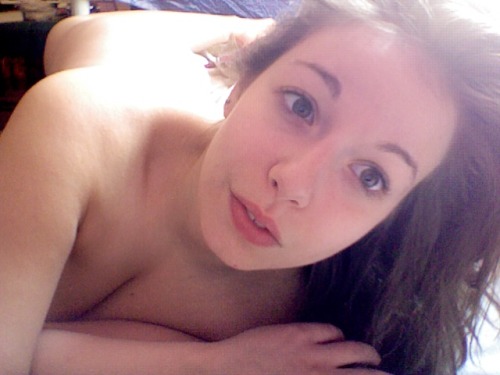 metamerismmuse:  Have you ever seen a sleepier baby?  Go follow this beauty