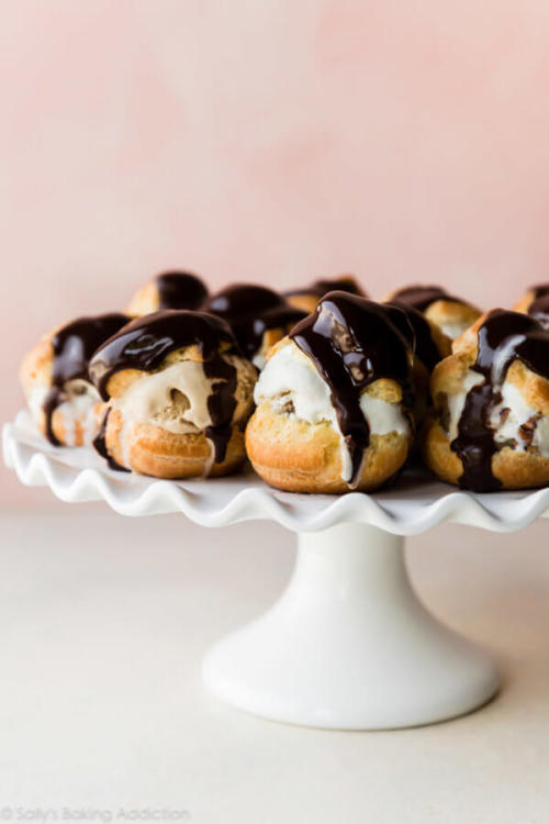 sweetoothgirl:How to Make Choux Pastry (Pâte à Choux)