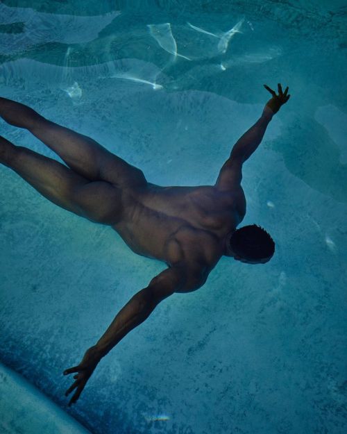 adoniseverywheremen:Isaiah Burgess by Cliff