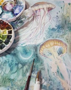 shadowscapes-stephlaw:Jellyfish! #watercolor #painting #goldleaf #aquatic #ocean #enchantment #sea #waves #water #flowing #jellyfish #art #arteveryday #moon #surrealart #dream #dreamlike #fantastical