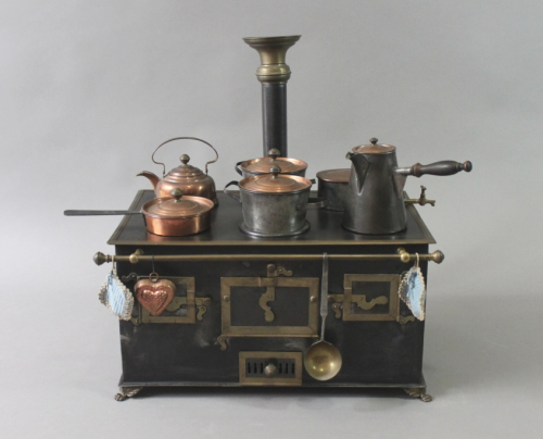 Doll’s oven, Puppenherd, Maerklin, 1860. Source