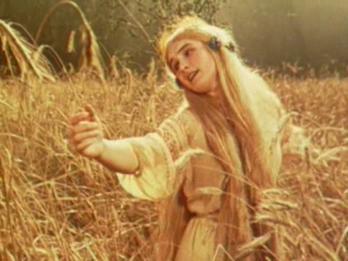 roserosette:Wheat nymph in Song of the Forest (1963, Viktor Ivchenko).