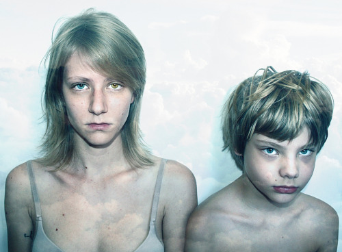 lafregna:  Losing My Religion by Carol Stiler http://flic.kr/p/f2Dt5H 