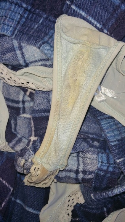 dischargepantiefetish:  Sisterinlaw dirty gusset panties damn they smelled so good of heavy pussy ne