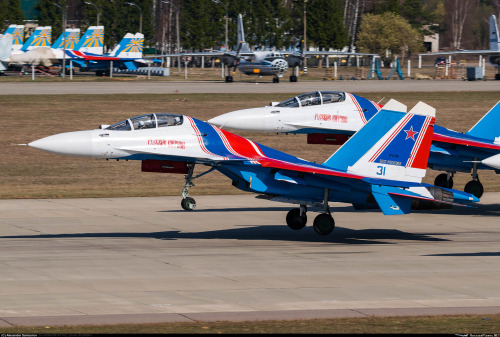 Russian-Air-Force:su30Sm - Russian Knights