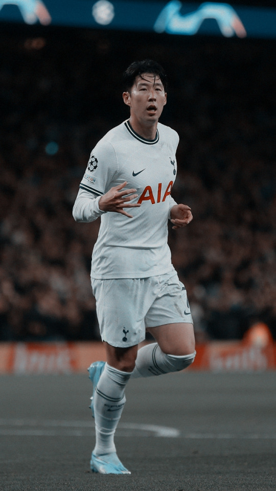 Son Heung-min iphone Wallpapers & LockScreen