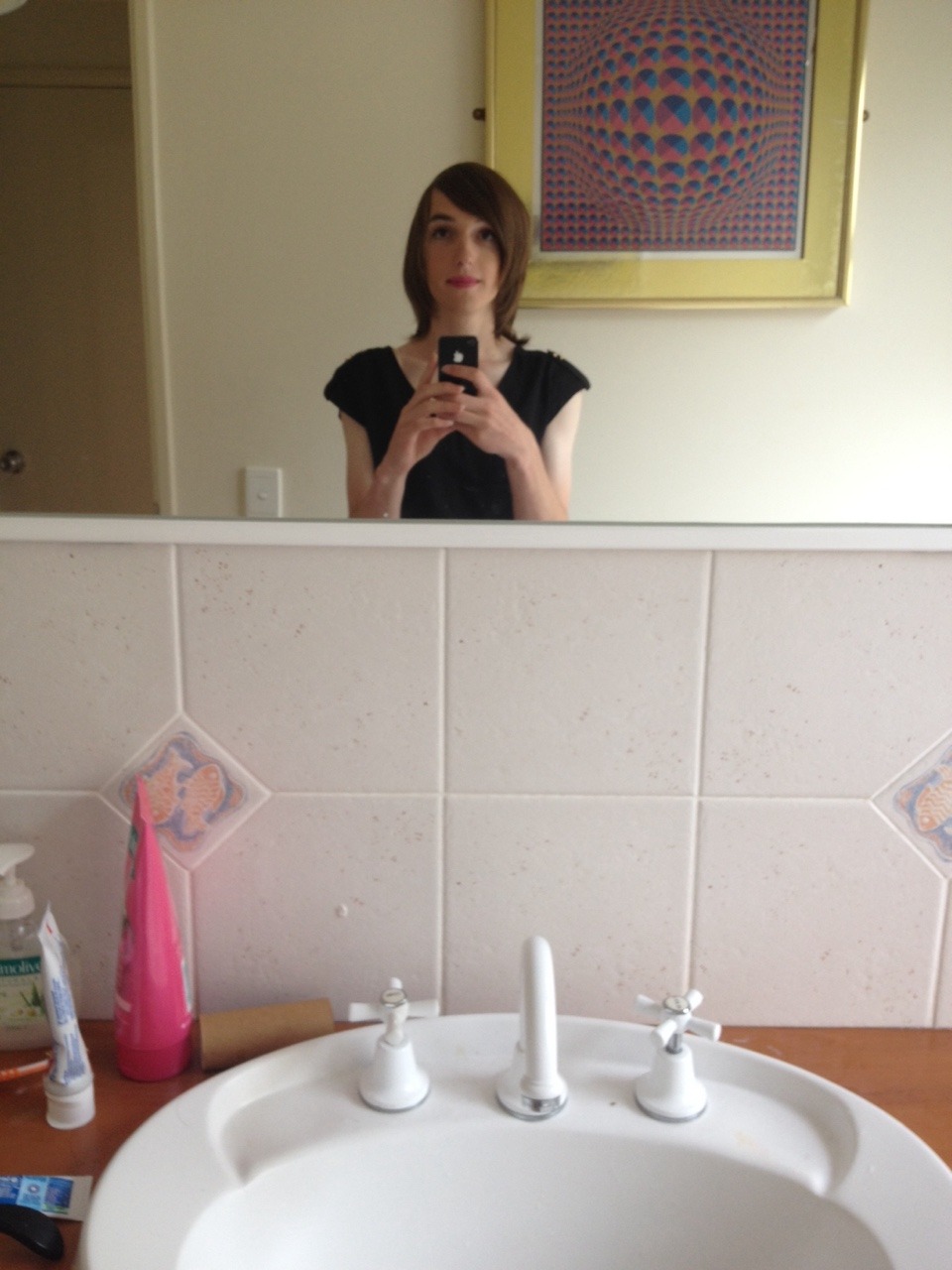toyingwithcorsets:  Tried makeup on again; I’ve never felt so content with myself!