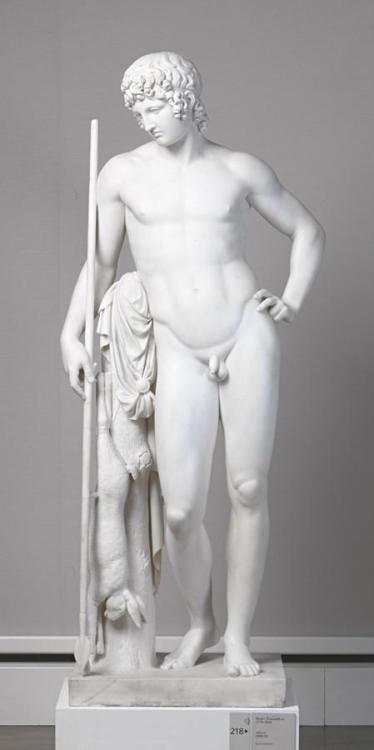 Adonis por Thorvaldsen, 1808-32.