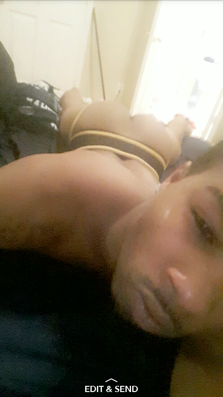 prince-of-memphis:  Thug stripper…..😂😂😂😂It’s like an advertisement..Put