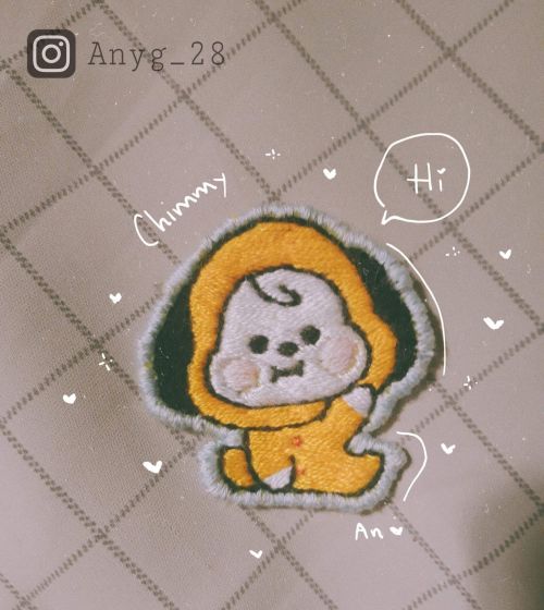 210129 ARMY’s Weverse PostHere are some of my hand-embroidered pieces. I&rsquo;d love you 