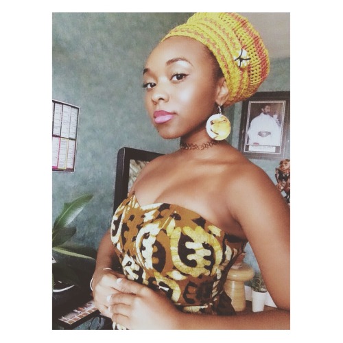 lionessofjuda: ethniccandies: lionessofjuda: Just A Queen who follows the King of Kings. oh shyt, th