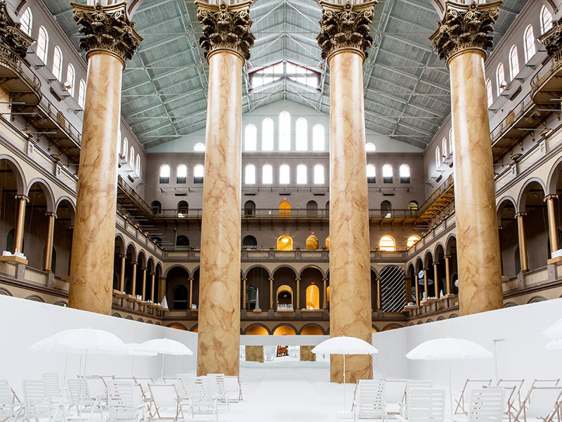 wnq-writers:  culturenlifestyle:A 10,000 Square Foot Ball Pit Located Within Museum