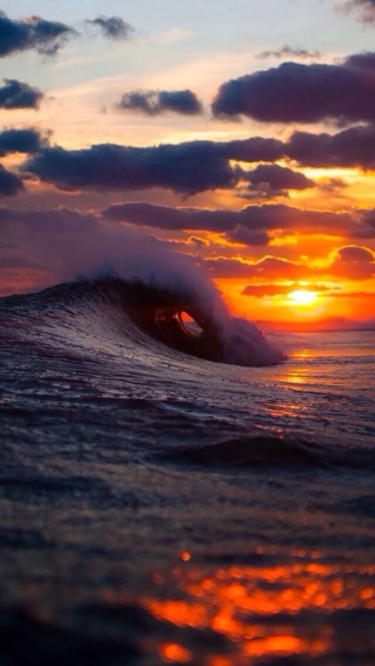 beach waves