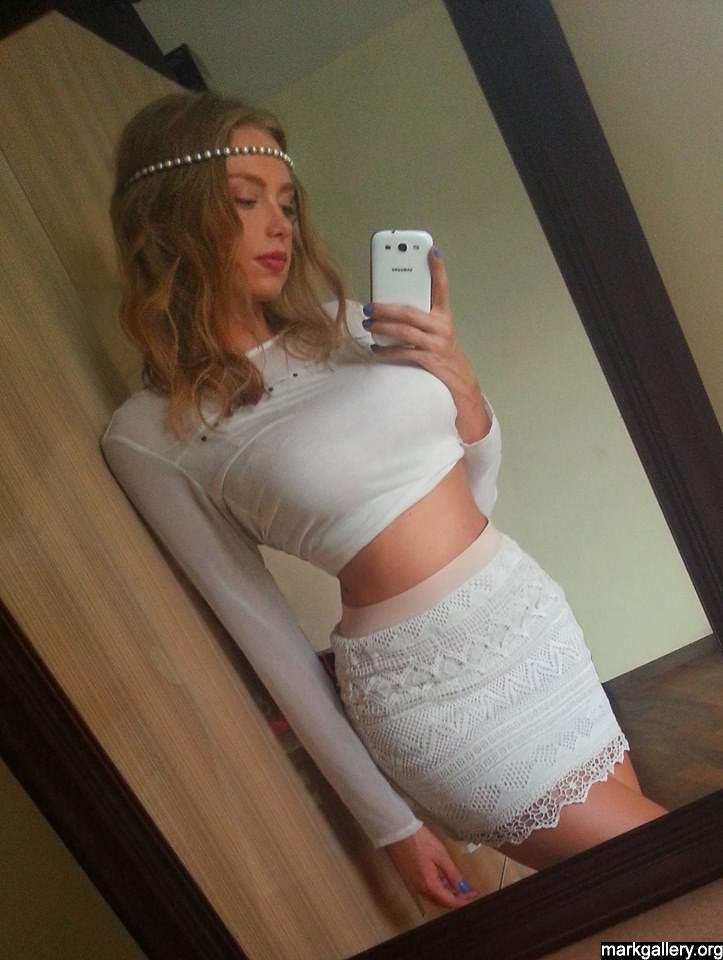 sexyteensparadise:  White http://ift.tt/1DJpxAk