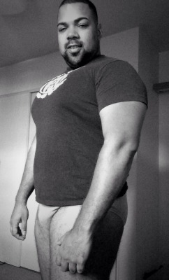 osito884:  More tight tshirtness!