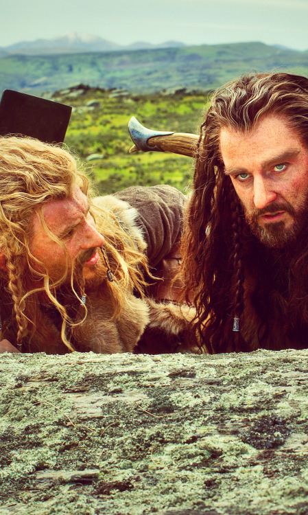 the-hobbit:&ldquo;Fili and Kili, they’re like the new hope. They don’t have a father, the father died on the battlefield