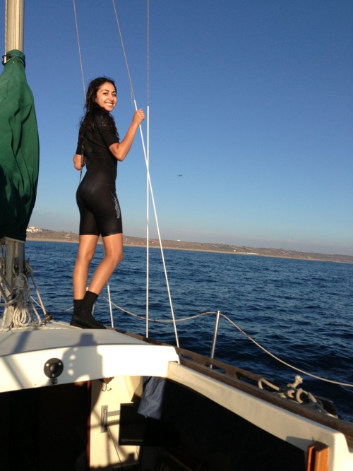 bunnybeee:This is from the other day when we sailed into the open water for the first time.