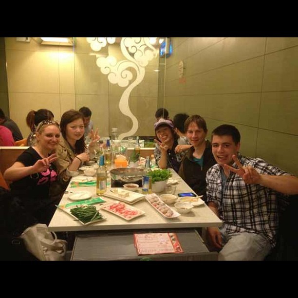 Comer last night at hotpot with my friends from Korea, Japan, Germany and Bulgaria.