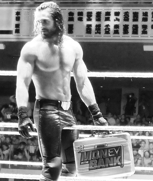 captainbigdickambrose:  otherluces:  rollins-central:     credit      Now that is