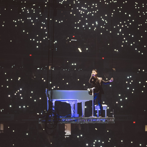 patdsnaps:Panic! At The Disco (@panicatthedisco) on Instagram: “Thank you Indianapolis. #prayforthew