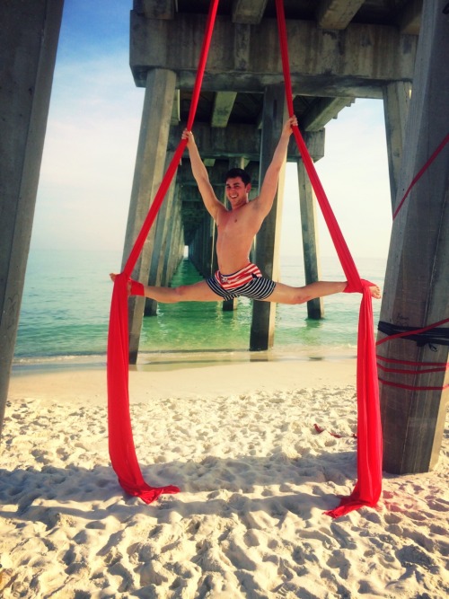 garratchet:Rigging under a pier? Best idea ever.