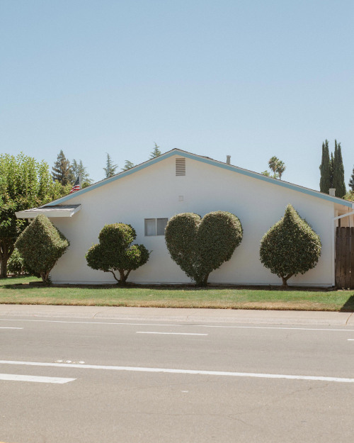 escapekit: Ordinary SacramentoCalifornian photographer Enoch Ku in his ongoing project captures the 